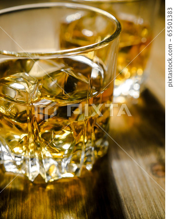 Whisky on the rocks Whisky on the rocks 65501383