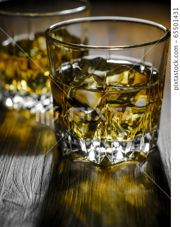 Whisky on the rocks Whisky on the rocks 65501431