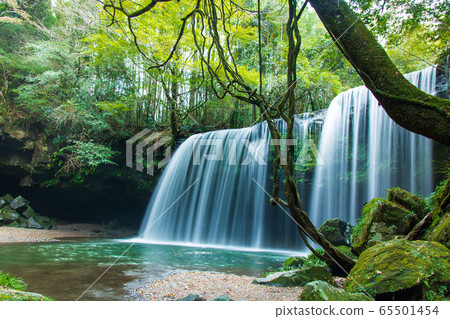 Green Waterfall Nabegataki Green Waterfall Nabegataki 65501454