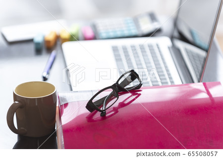 Home work, no people, PC, smartphone, home Home work, no people, PC, smartphone, home 65508057