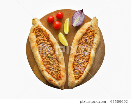 Isolated traditional Lebanese meat pies Isolated traditional Lebanese meat pies 65509692