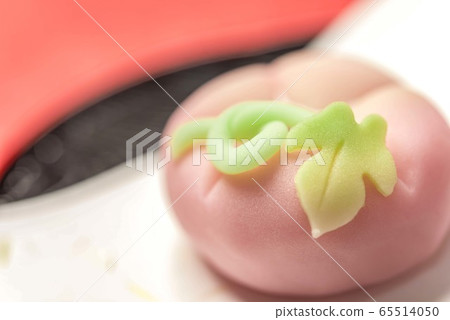 Japanese confectionery 65514050