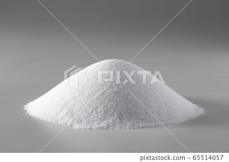 堆白色粉末 堆白色粉末 65514057