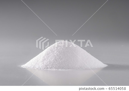 堆白色粉末 堆白色粉末 65514058
