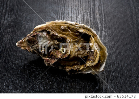 新鮮美味的牡蠣 65514178