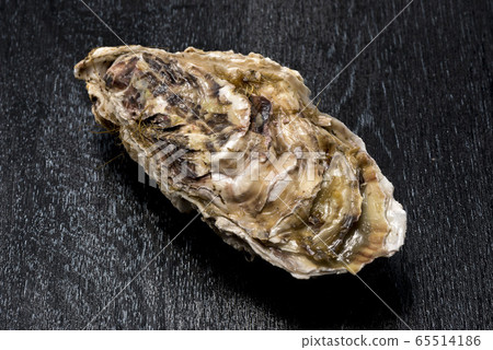 新鮮美味的牡蠣 新鮮美味的牡蠣 65514186
