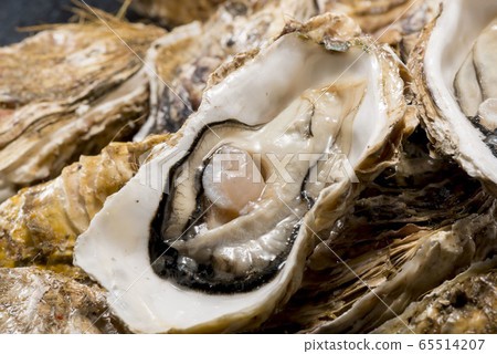 新鮮美味的牡蠣 新鮮美味的牡蠣 65514207