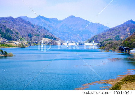 Full water Yatsuba Dam 65514546