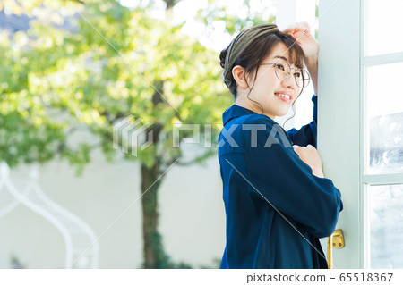 Women new life living lifestyle Women new life living lifestyle 65518367