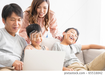 Family personal computer Family personal computer 65518842
