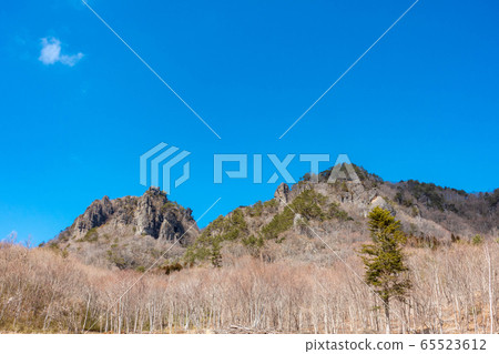 A scenic spot under the 825m name Ryoriyama Ryozen Heaven that rises in the border between Date City, Fukushima Prefecture and Soma City 65523612