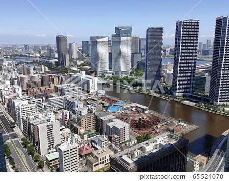 View of Harumi's tower apartment from Kachidoki 65524070