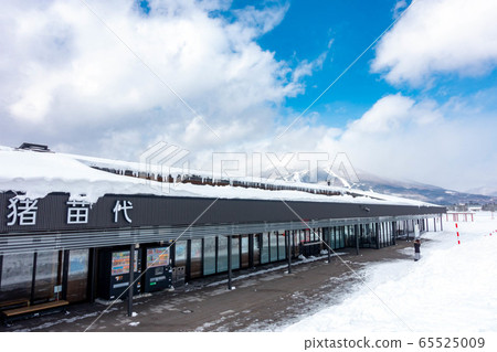 道路車站豬苗代冬季雪景大雪滑雪 道路車站豬苗代冬季雪景大雪滑雪 65525009