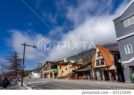 中禪寺湖冬季雪景 65525099