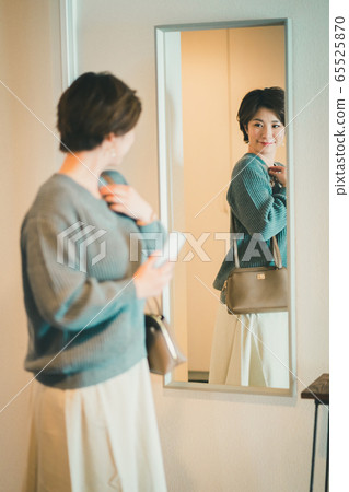 女生 女孩 女性 65525870