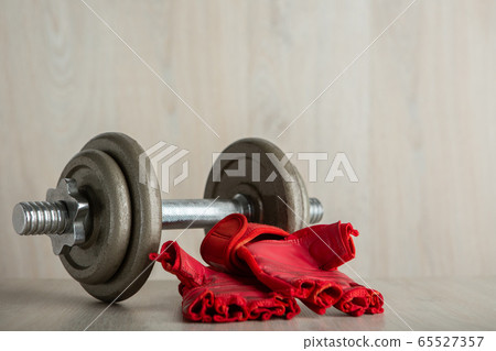 Iron dumbbell and fitness glove Iron dumbbell and fitness glove 65527357