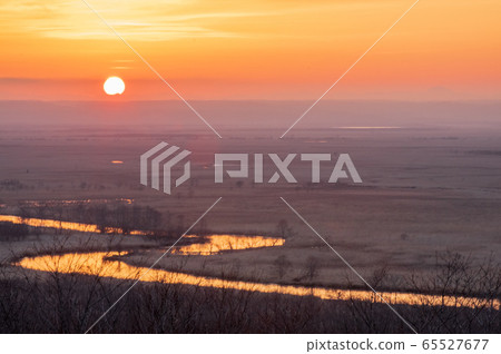 Kushiro Marsh and sunset 65527677