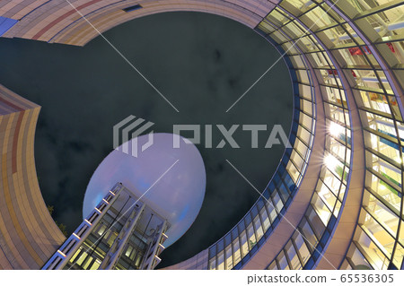 [難波公園]大阪府大阪市難波區的難波 65536305