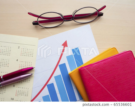 Business image · graph · glasses · calendar · notebook · glasses · W 65536601