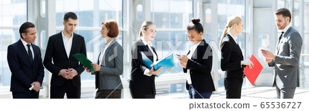 Corporate business team 65536727