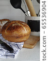 fresh loaf of homemade bread, food closeup 65536904