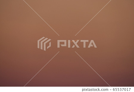 減輕日本東京市電暈的空氣污染？・能見度好・光線・日落時的凝結尾跡 65537017