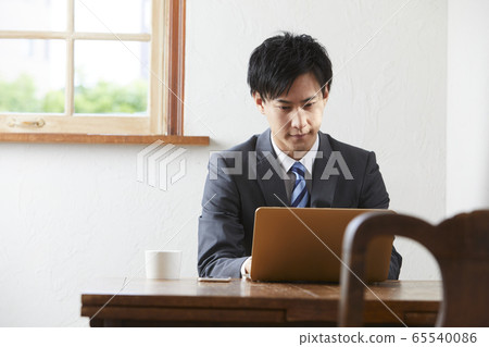 A young businessman A young businessman 65540086