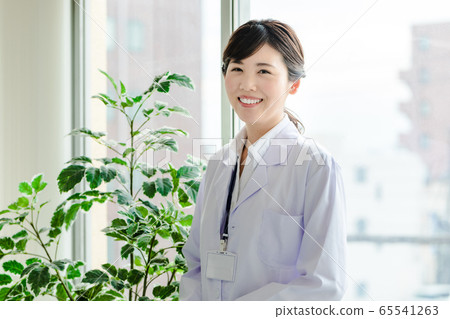 醫療機構女白大褂 65541263