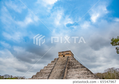 墨西哥奇琴伊察遺址破壞了庫庫爾坎節 65547967