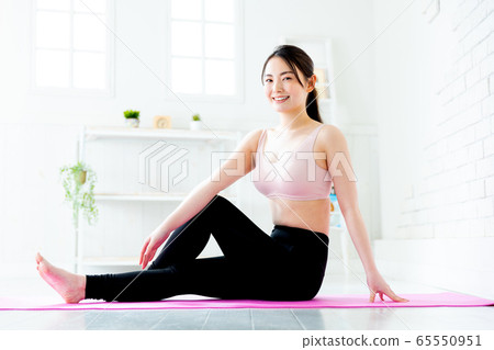 女瑜伽家 65550951