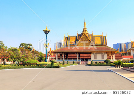 Pavilion in garden of Royal Palace, Phnom Penh, 65556082