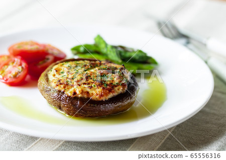 Jumbo mushroom grill 65556316