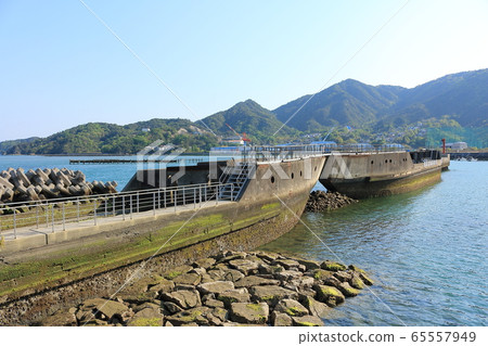 Concrete ship Concrete ship 65557949
