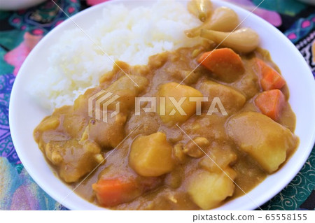 咖哩加了很多醋rakkyo咖哩,我家的健康食品,背景 咖哩加了很多醋rakkyo咖哩,我家的健康食品,背景 65558155