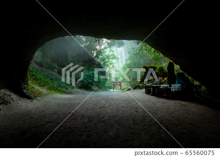 Mizonokuchi cave Mizonokuchi cave 65560075