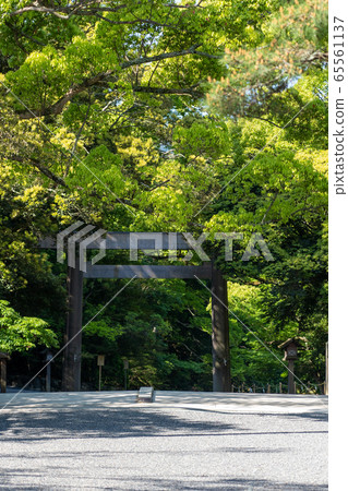 Ise Shrine in early summer Ise Shrine in early summer 65561137