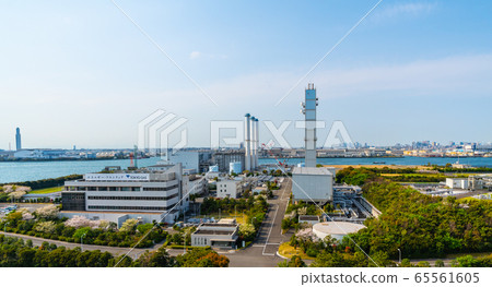 俯瞰大島發電站的日本橫濱市容 65561605