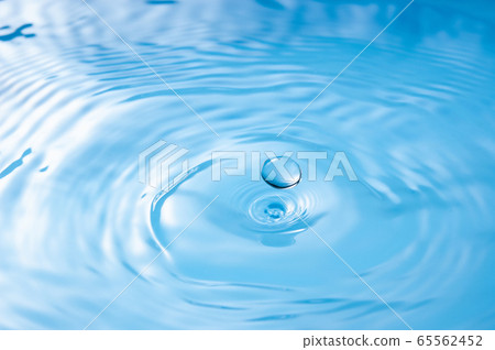 Water ripple 65562452