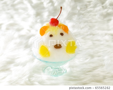 Polar bear shaved ice D2 65565282