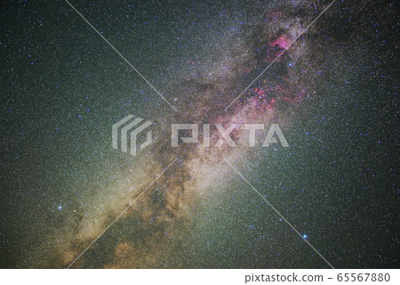 七夕之星和多彩的星雲 65567880