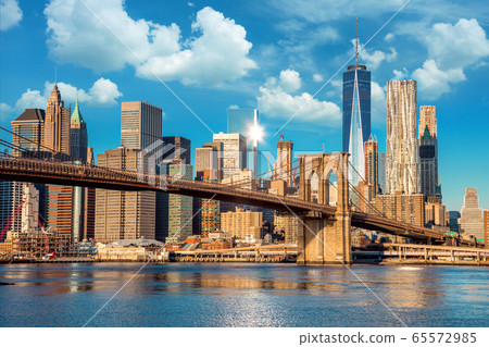 Skyline of downtown New York City at early morning Skyline of downtown New York City at early morning 65572985