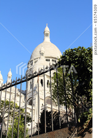 Basilica Sacre Coeur 65574309