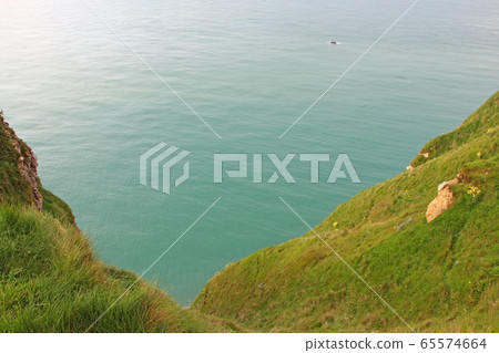 Etretat, cliffs 65574664