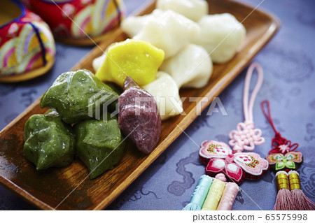 韓國傳統年糕糖果鬆平宋年糕的形象 65575998