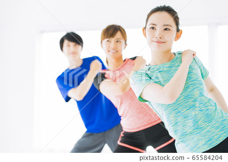 有氧運動健身健美操運動健身房舞蹈女運動 有氧運動健身健美操運動健身房舞蹈女運動 65584204