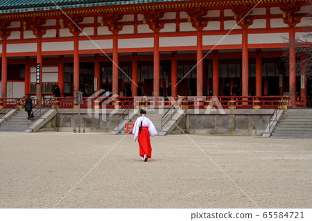 京都平安神宮少女和Dai 65584721