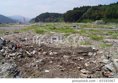 東日本大地震陸前高田市地區後5個月 東日本大地震陸前高田市地區後5個月 65585067
