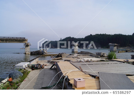 東日本大地震陸前高田市地區後5個月 65586297