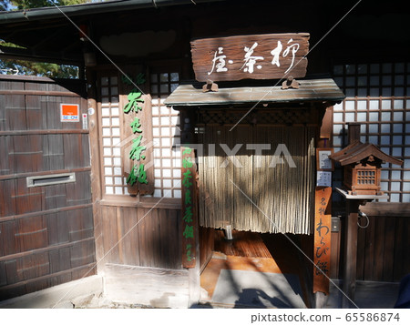 Warabi-mochi and kaiseki cuisine at the "Yanagiya" next to Honbo in Kofukuji, Nara 65586874