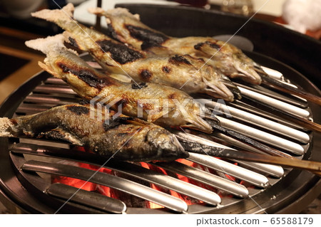 木炭烤香魚 木炭烤香魚 65588179